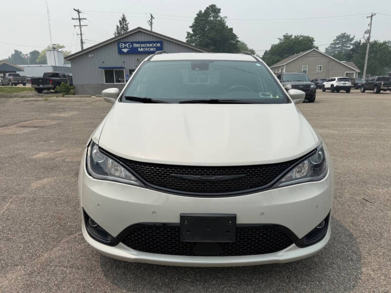 2020 Chrysler Pacifica Launch Edition