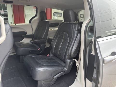 2018 Chrysler Pacifica Touring L