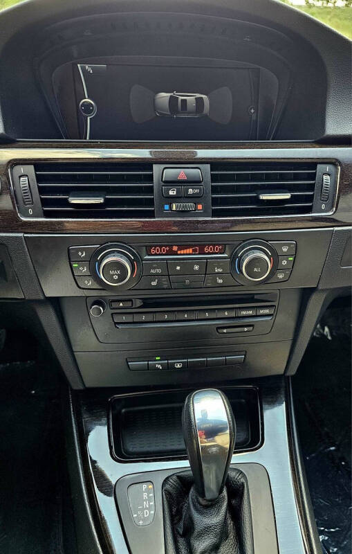 2012 BMW 3 Series 328i