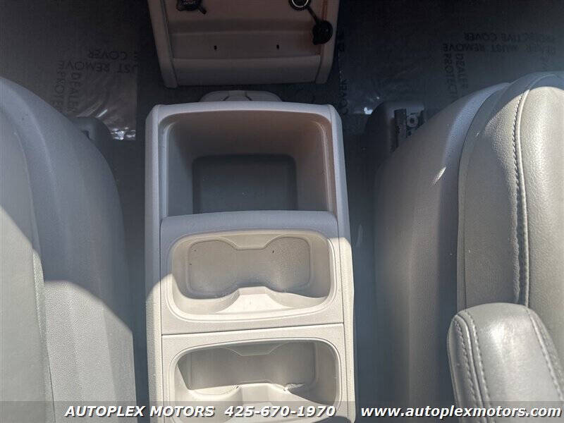 2011 Volkswagen Routan