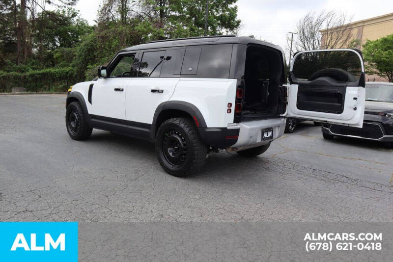 2023 Land Rover Defender