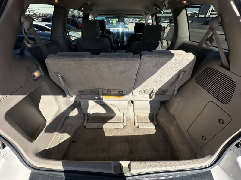 2008 Toyota Sienna LE 7-Passenger