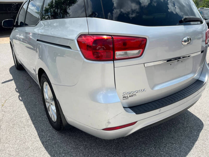 2017 Kia Sedona