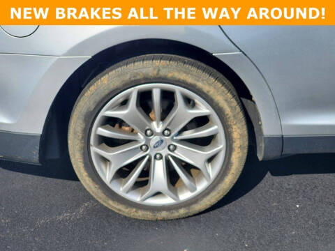 2015 Ford Taurus Limited