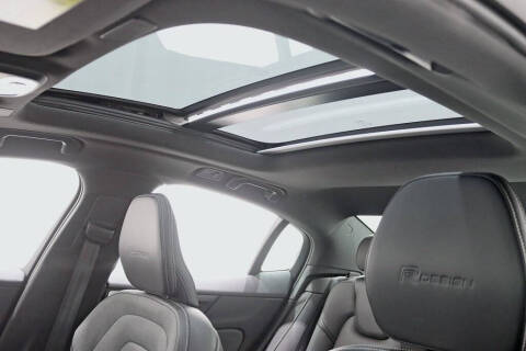 2019 Volvo S60 T6 R-Design