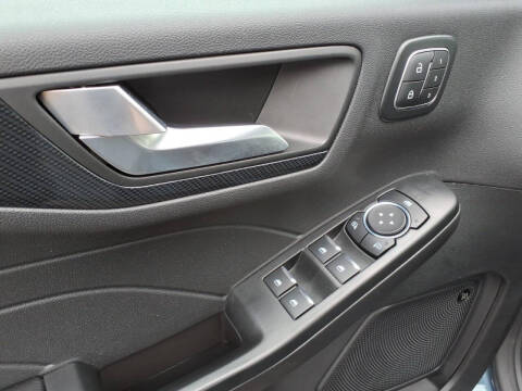 2025 Ford Escape ST-Line Select