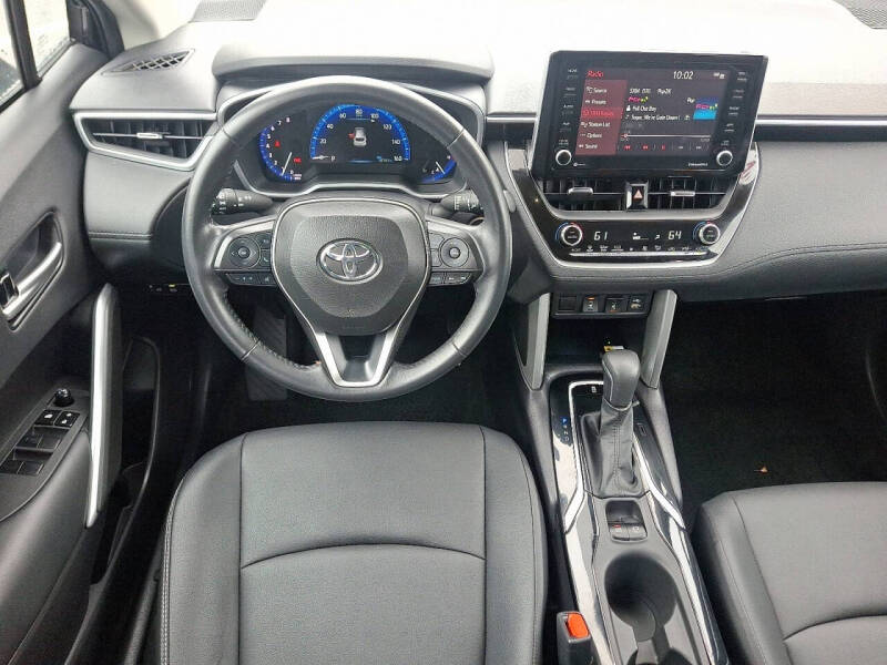 2022 Toyota Corolla Cross XLE