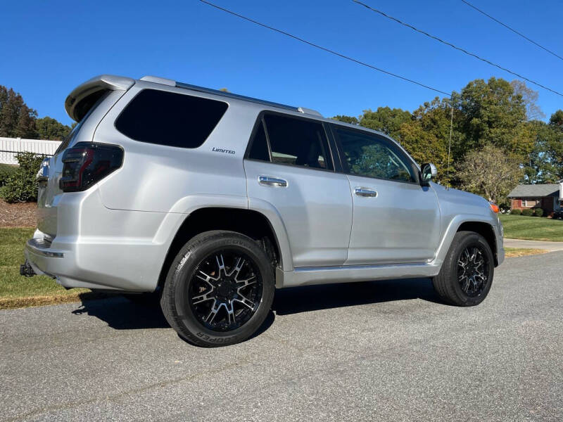 2011 Toyota 4Runner Limited photo 4