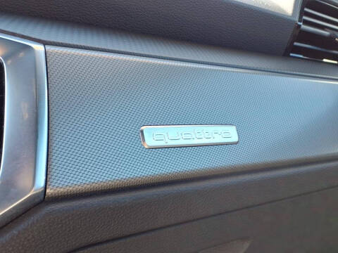 2023 Audi Q3 quattro S line Premium 45 TFSI