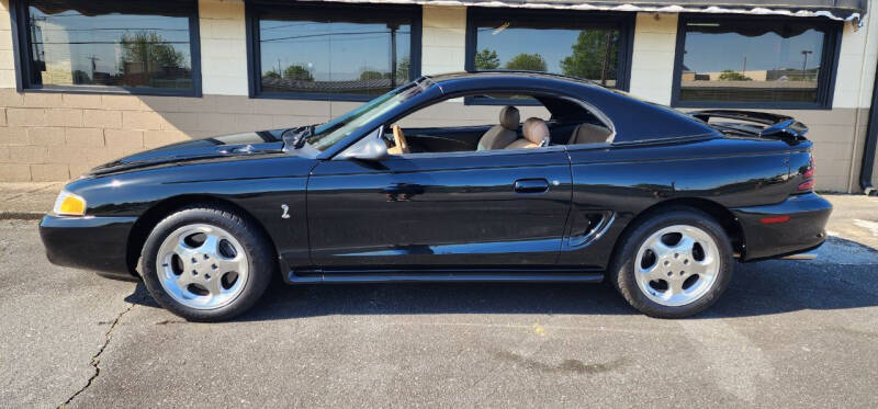 1995 Ford Mustang null photo 4