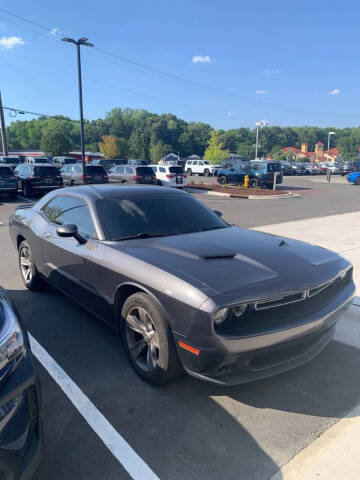2019 Dodge Challenger SXT