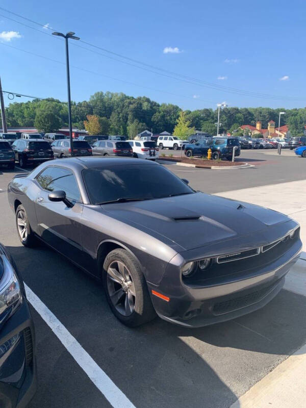 2019 Dodge Challenger SXT