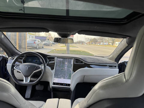 2016 Tesla Model S 70