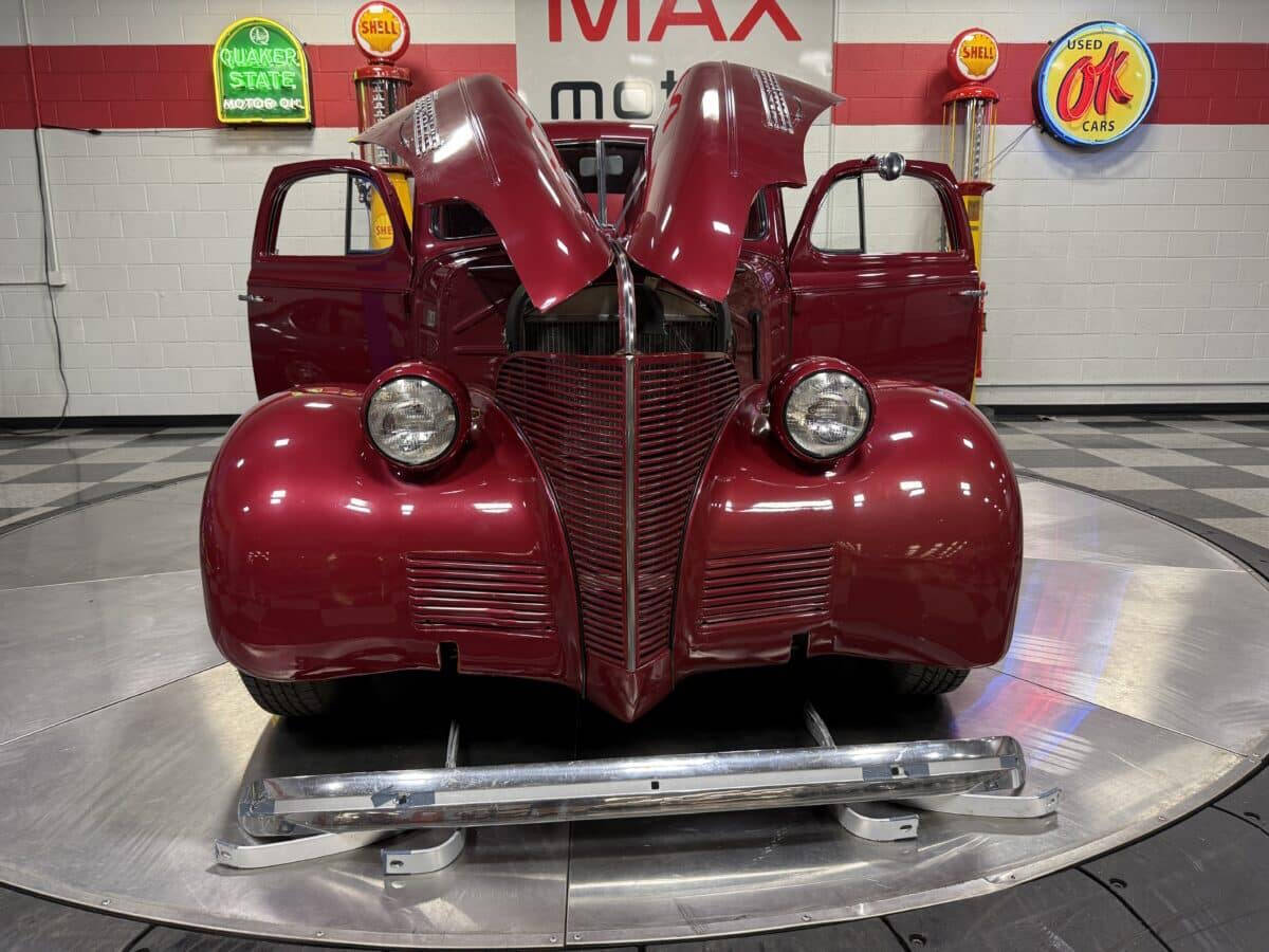 1939 Chevrolet Master Deluxe 53