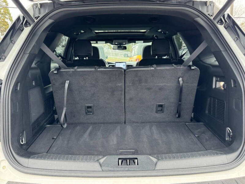 2024 Ford Explorer ST-Line