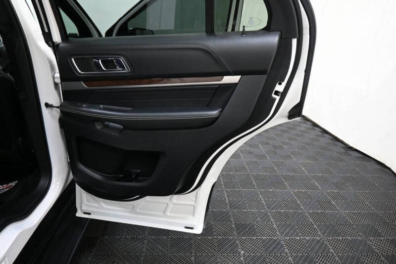 2018 Ford Explorer Platinum