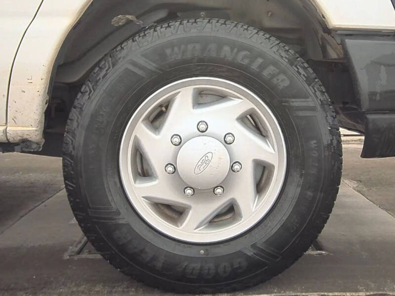 2011 Ford E-Series E-250