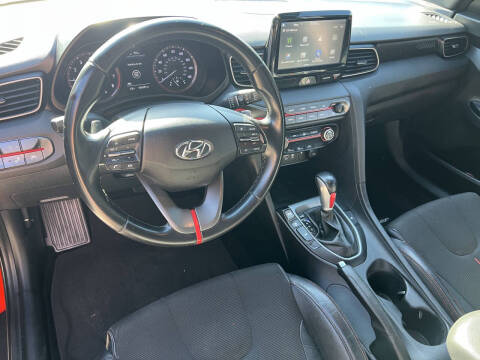 2019 Hyundai Veloster 2.0L Premium