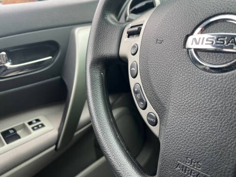 2012 Nissan Rogue SV