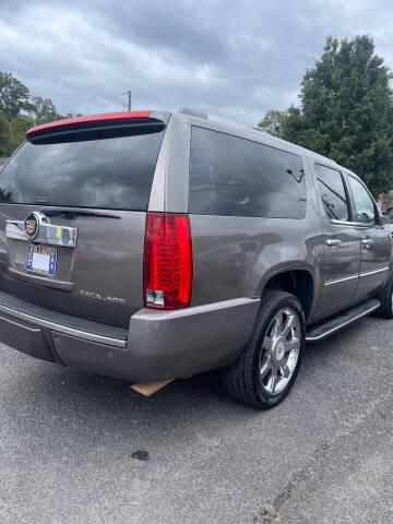 2014 Cadillac Escalade ESV Luxury