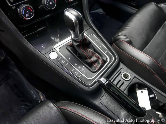 2017 Volkswagen Golf GTI SE