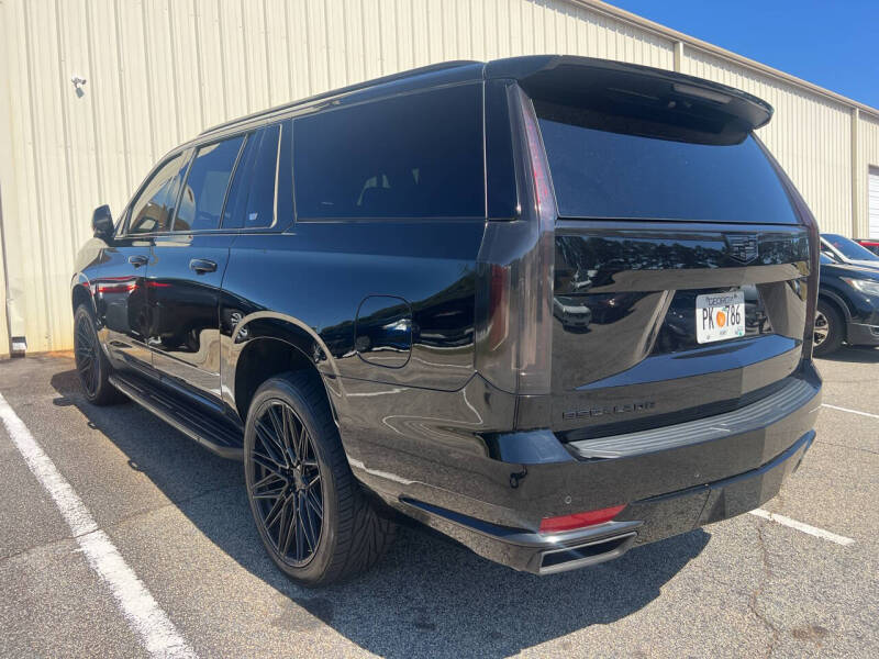 2022 Cadillac Escalade ESV Premium Luxury
