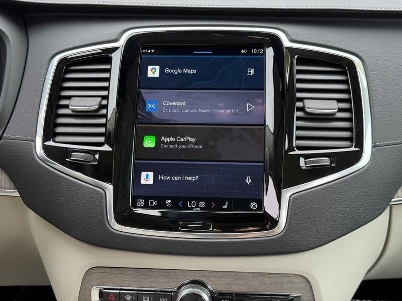 2023 Volvo XC90 Recharge T8 Ultimate Bright Theme 7P