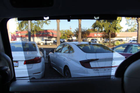 2017 Chrysler Pacifica Hybrid Platinum