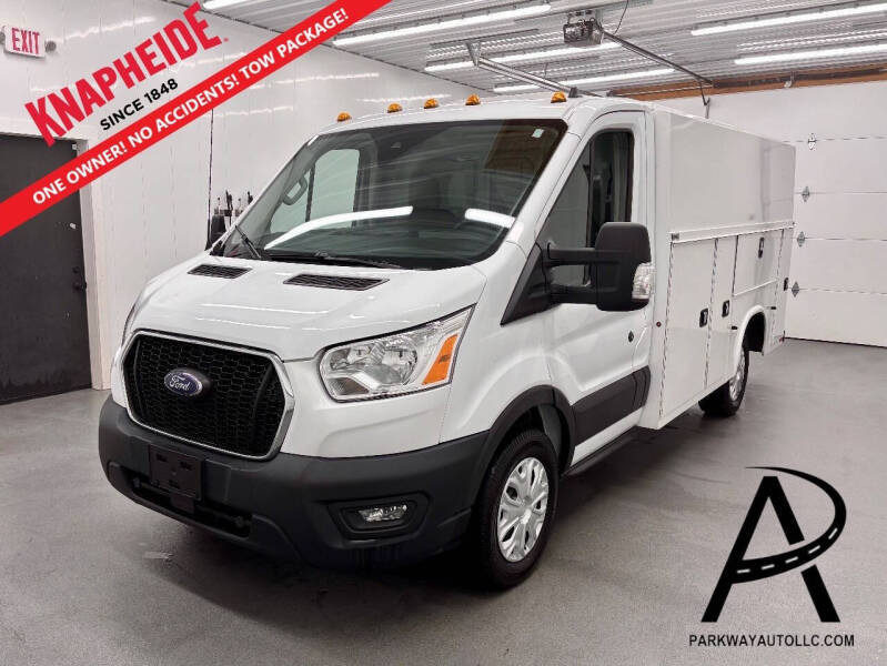 2020 Ford Transit Cutaway Base's photo