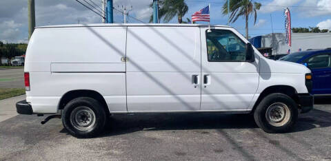 2013 Ford E-Series E-150