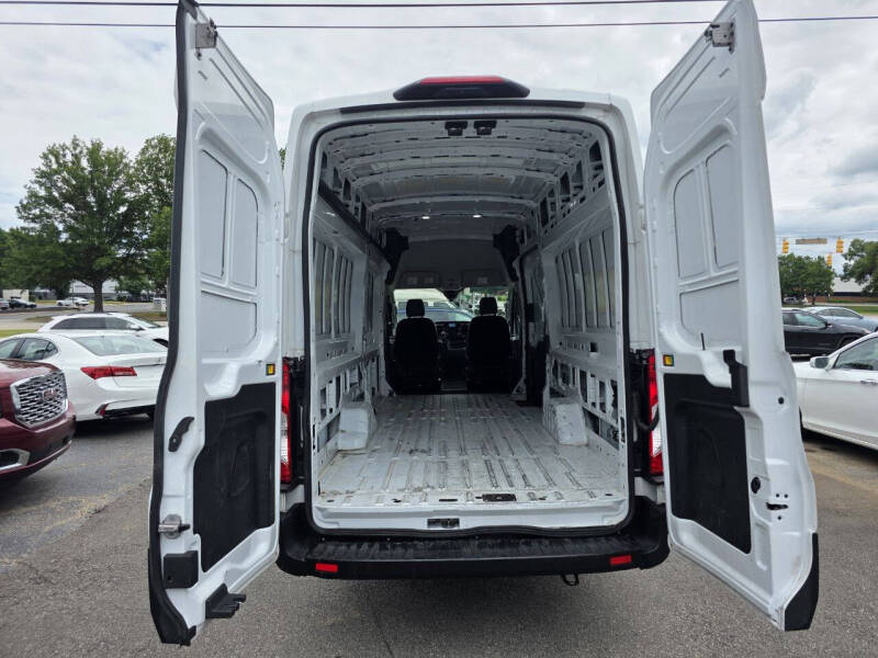 2023 Ford Transit 250