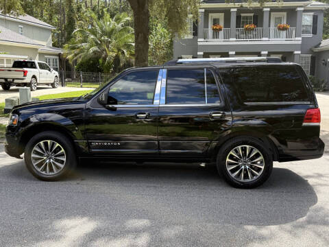 2017 Lincoln Navigator Select