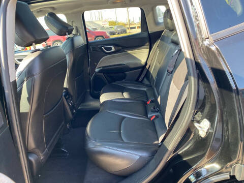 2022 Jeep Compass Latitude Lux