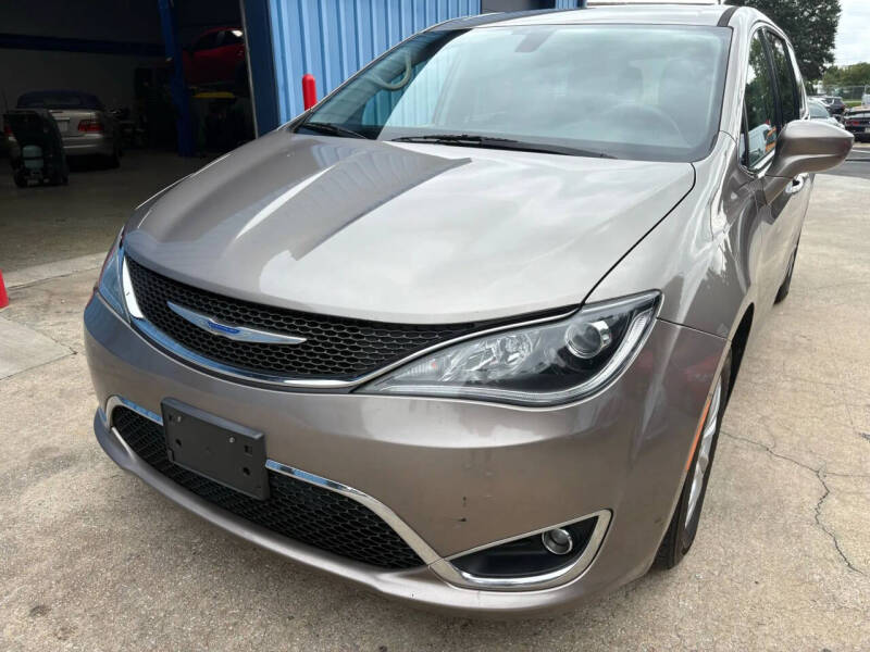 2018 Chrysler Pacifica Touring Plus