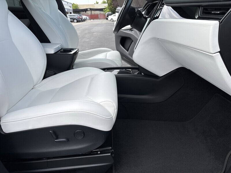 2018 Tesla Model X 75D