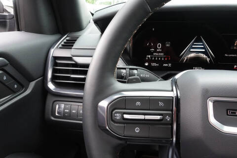 2024 GMC Acadia AT4