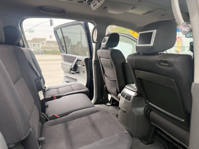 2007 Nissan Armada SE