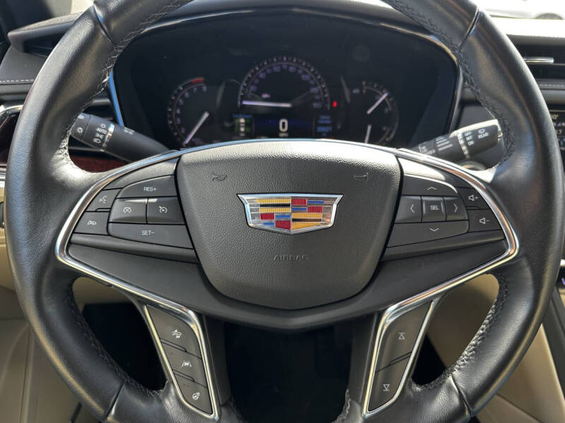 2019 Cadillac XT5 Luxury