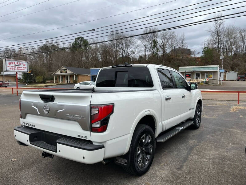 2023 Nissan Titan Platinum Reserve photo 6