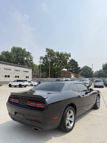 2019 Dodge Challenger SXT