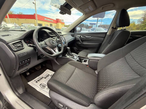 2020 Nissan Rogue SV