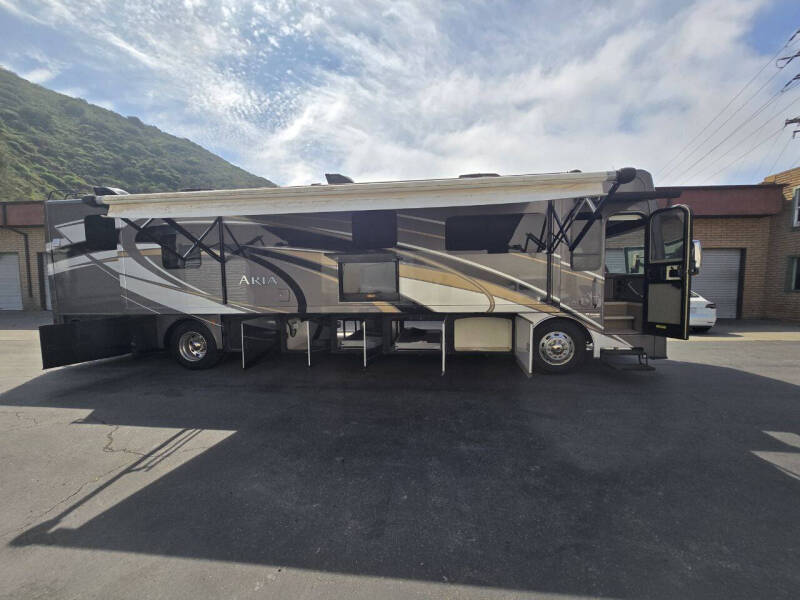 2017 Thor Motor Coach Aria