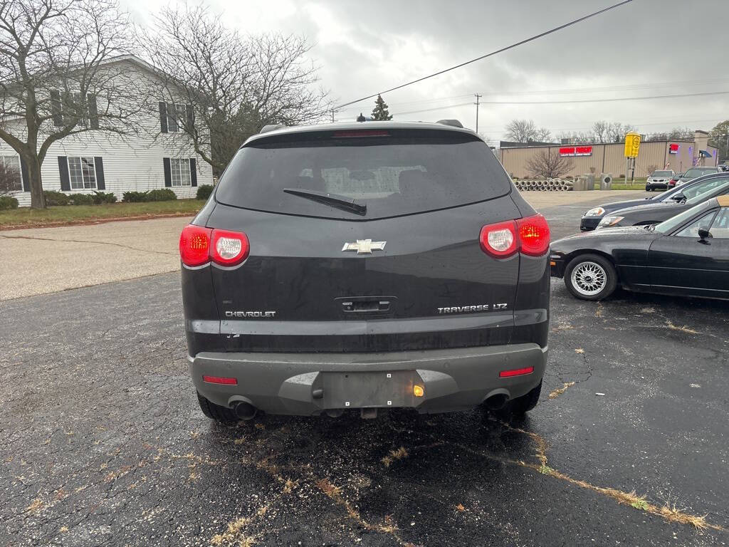 2010 Chevrolet Traverse for sale at DECKER AUTO SALES in Bay City, MI