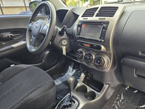 2014 Scion xD
