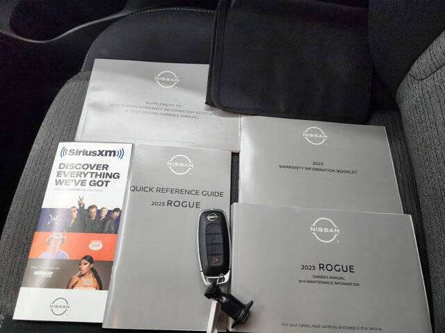 2023 Nissan Rogue SV