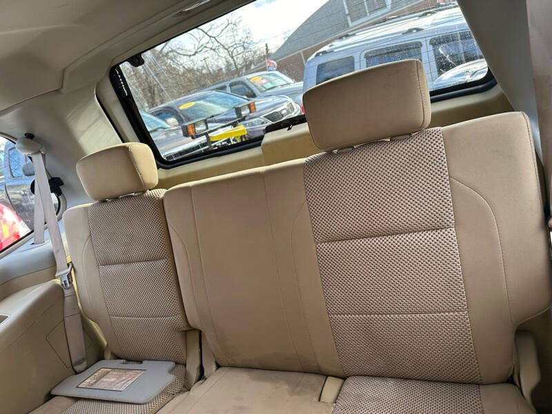 2006 Nissan Armada SE