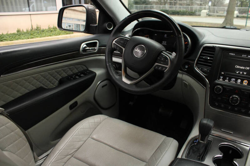 2017 Jeep Grand Cherokee Summit