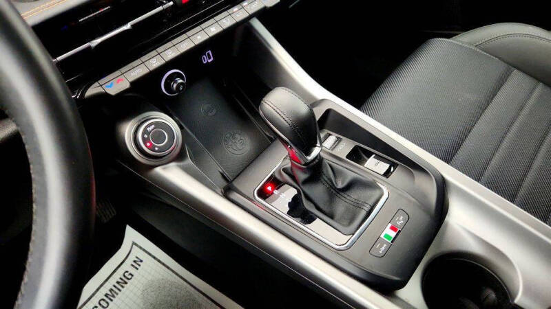 2024 Alfa Romeo Tonale Hybrid Ti