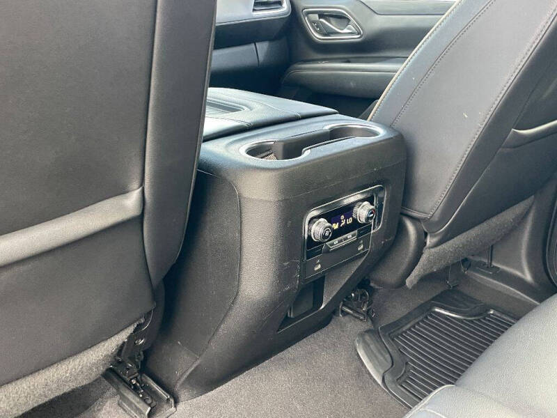 2022 GMC Yukon XL SLT