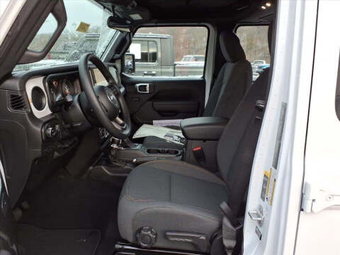 2026 Jeep Gladiator Sport